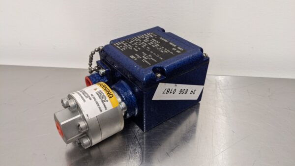 100P12Z3, Neo-Dyn, Adjustable Pressure Switch