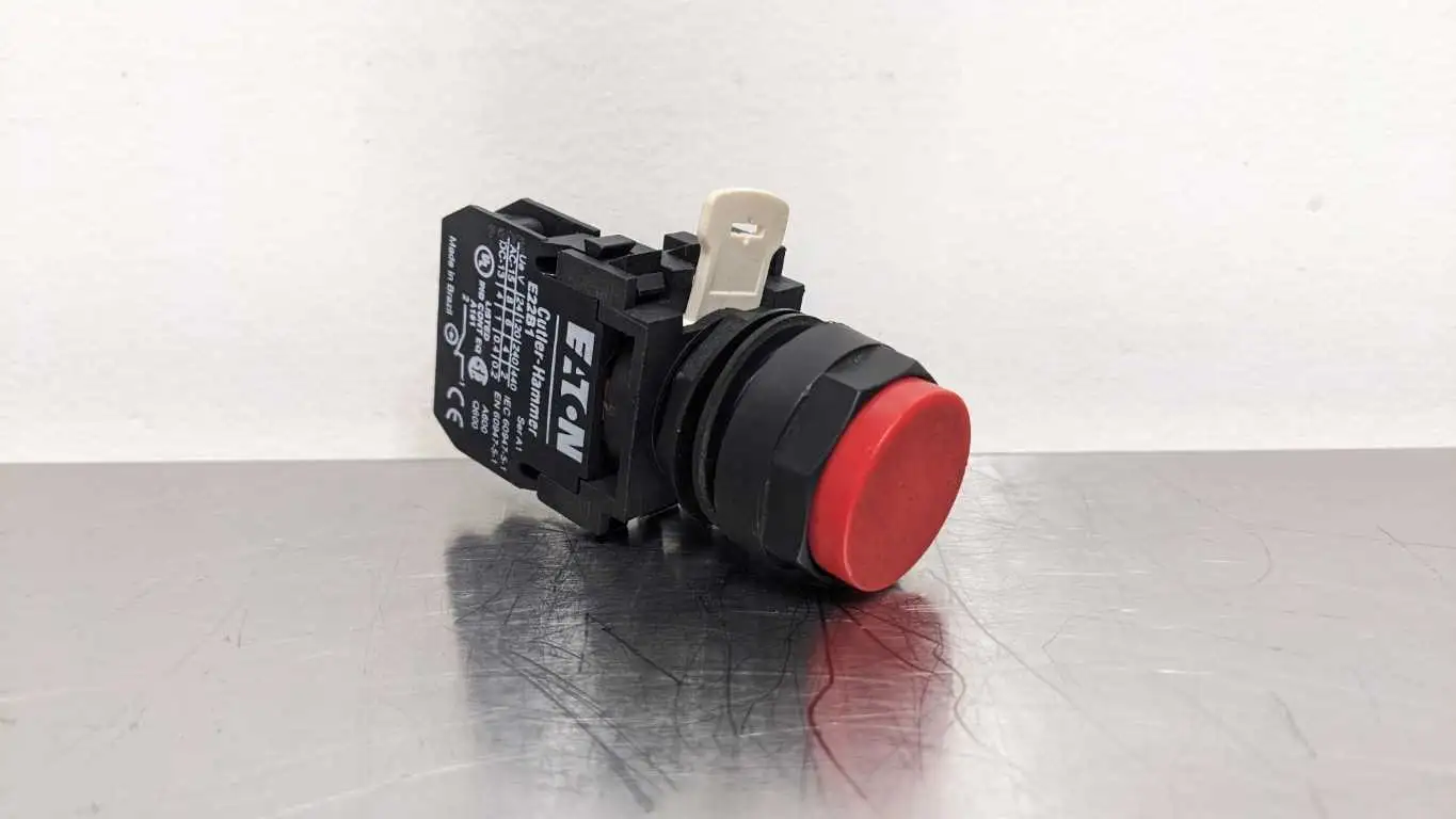 Eaton E22PB2 E22B1 Non-Illuminated Momentary Pushbutton 25mm Red