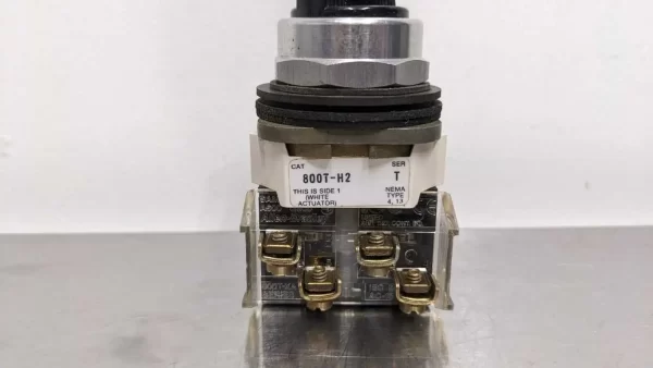 800T-H2, Allen-Bradley, 2 Position Selector Switch