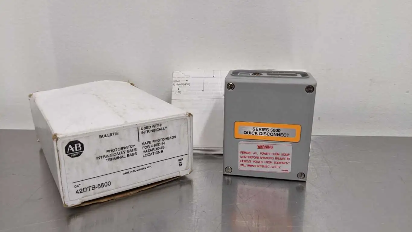 Allen-Bradley 42DTB-5500 Photoswitch Intrinsically Safe Terminal Base Ser B Hazardous Locations