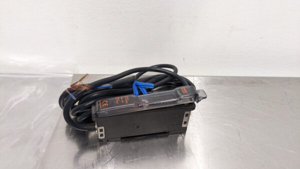 E3X-NA11V, Omron, Fiber Optic Amplifier