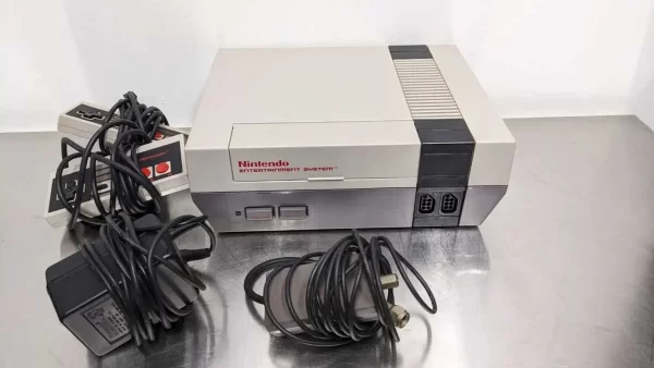 NES-001, Nintendo, Console and 2 Controllers NES-004 Power Adapter NES-002 RF Switch NES-003