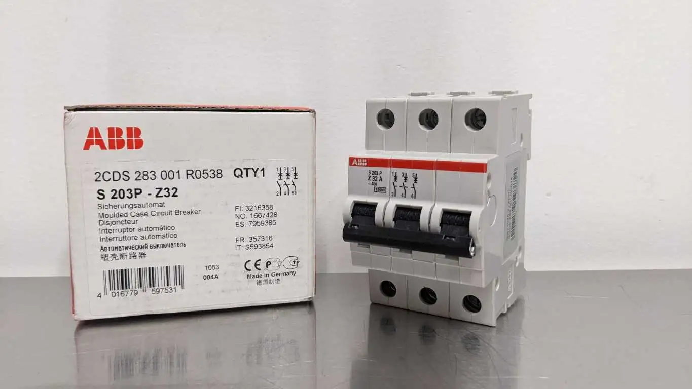 ABB S 203P-Z32 Molded Case Miniature Circuit Breaker 3 Pole 32A 2CDS 283 001 R0538