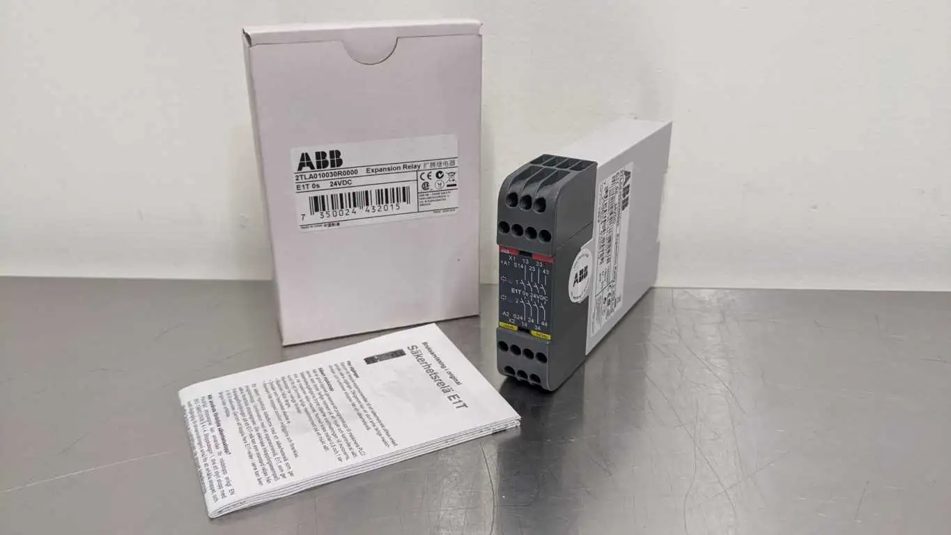 ABB 2TLA010030R0000 Expansion Relay 24VDC E1T 0s Safety Relay