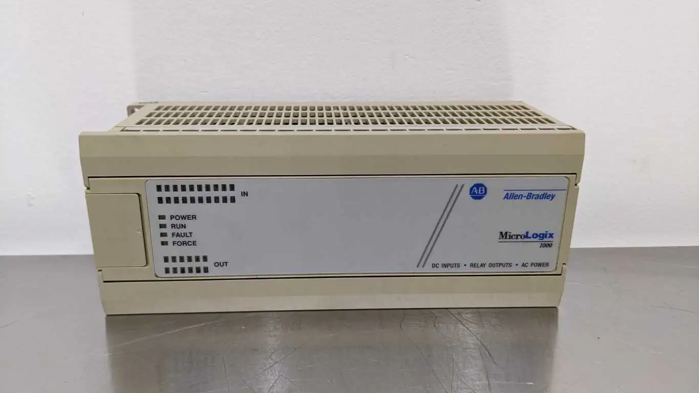 Allen-Bradley 1761-L32BWA PLC Control Ser E FRM 1 24VDC Inputs MicroLogix 1000