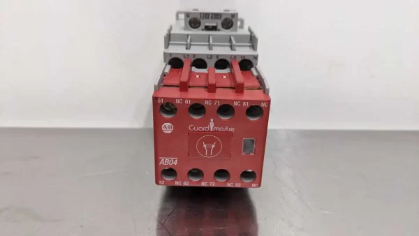 100S-C09D14BC, Allen-Bradley, Safety Contactor