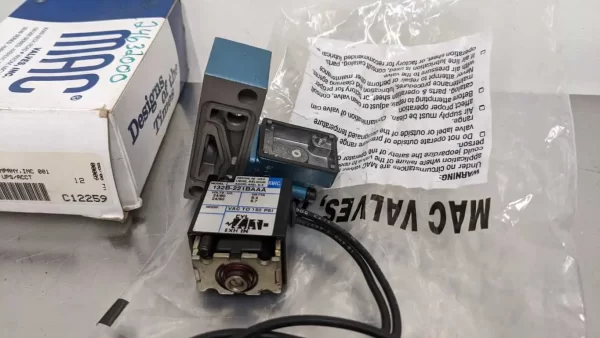 132B-221BA, MAC, Solenoid Valve