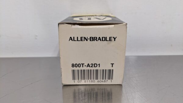800T-A2D1, Allen-Bradley, Flush Head Push Button 4336 8 Allen Bradley 800T A2D1 1