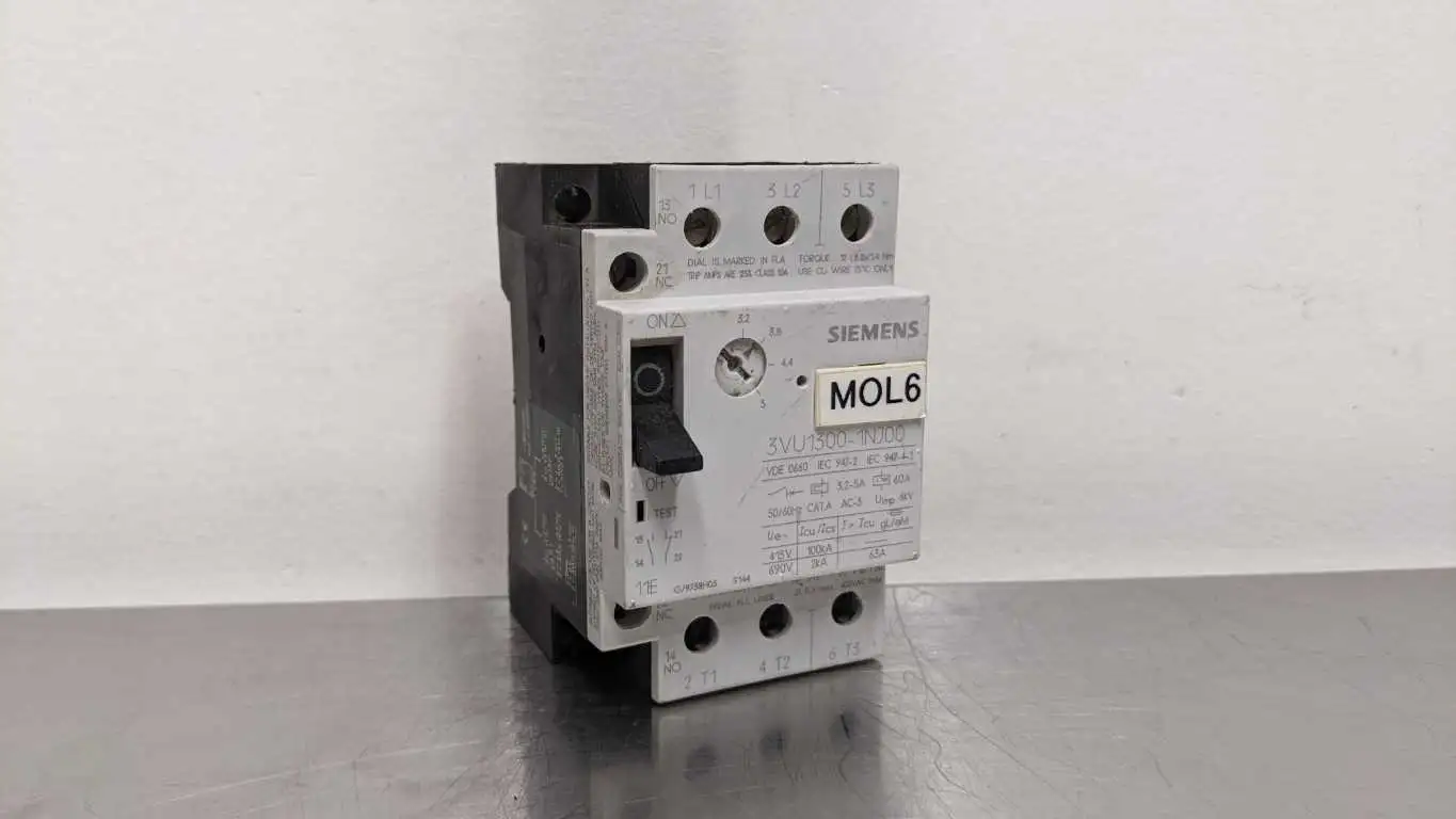 Siemens 3VU1300-1NJ00 Circuit Breaker Motor Protector 208-230/460/575VAC