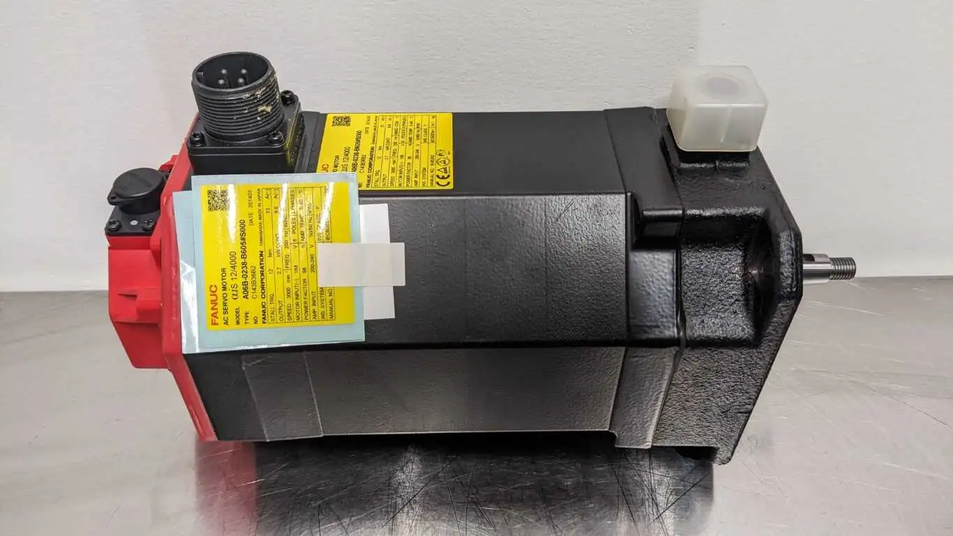 Fanuc A06B-0238-B605#S000 AC Servo Motor 3000 RPM Pulsecoder A860-2010-T341