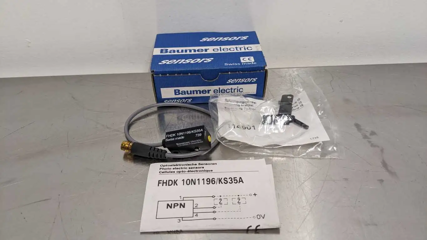 Baumer FHDK 10N1196/KS35A Photo Electric Sensor Adjustable Switching Distance CH-8500