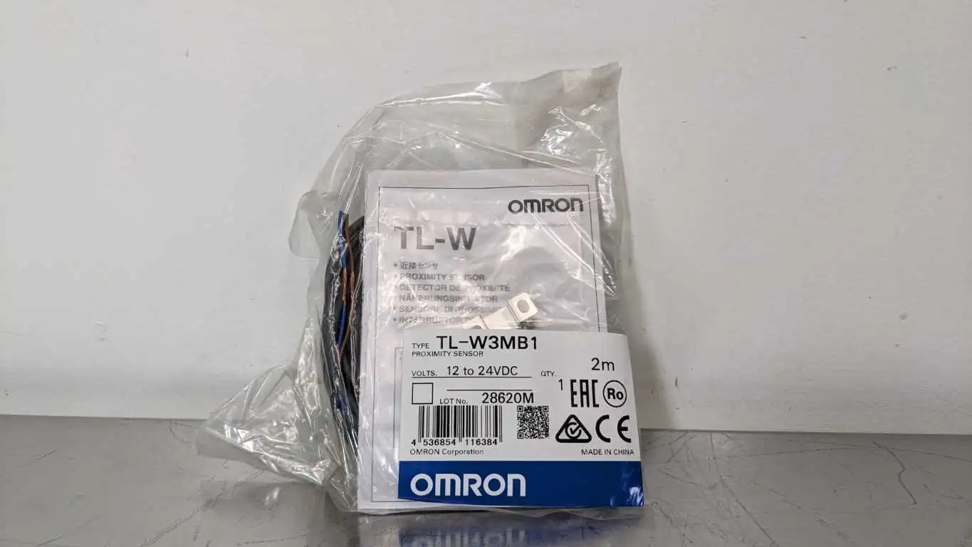 Omron TL-W3MB1 Proximity Sensor 2m 12-24VDC