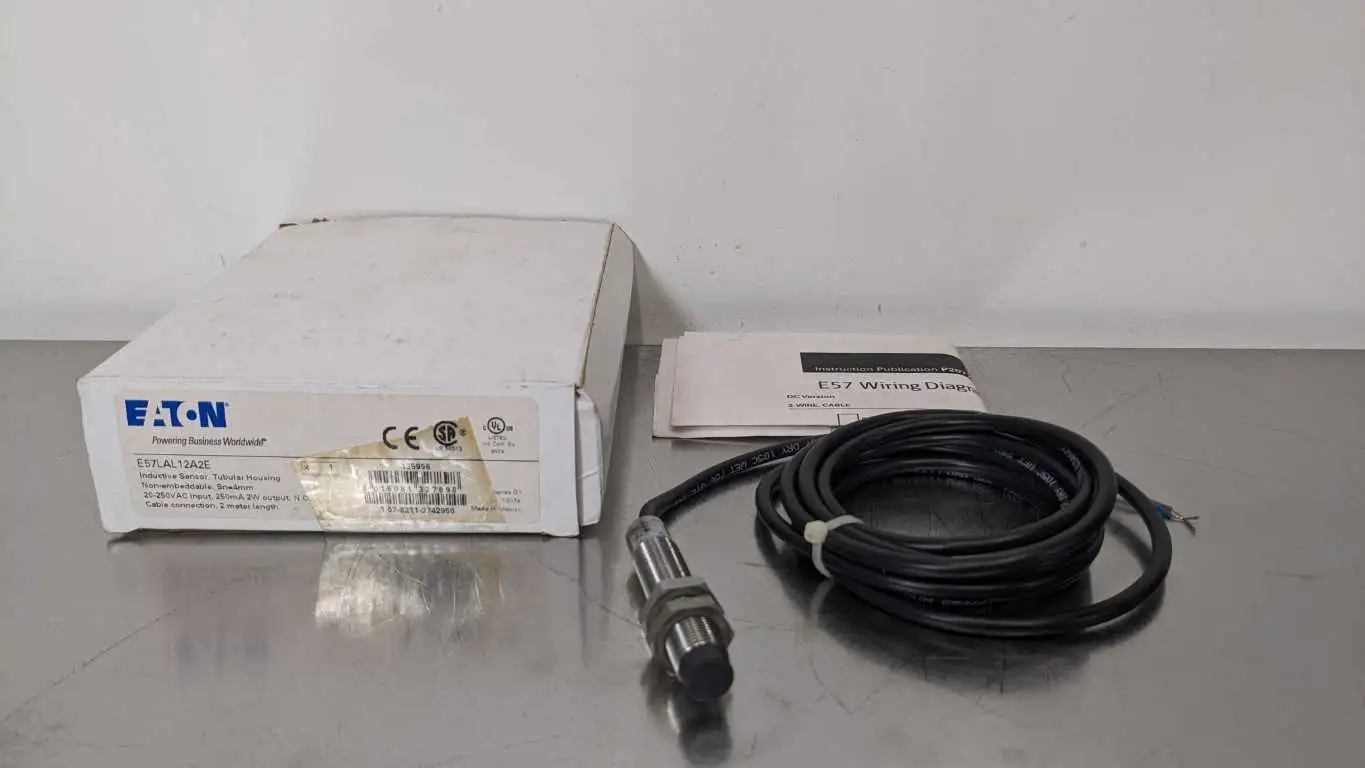 Eaton E57LAL12A2E Inductive Sensor 20-250VAC 250mA Tubular Housing