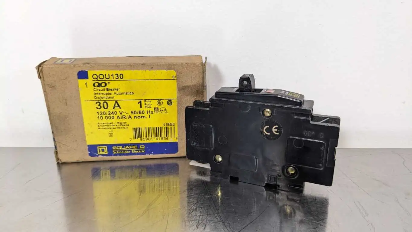 Square D QOU130 Circuit Breaker 30A 120/240VAC 30A 1 Pole 120/240V no brackets