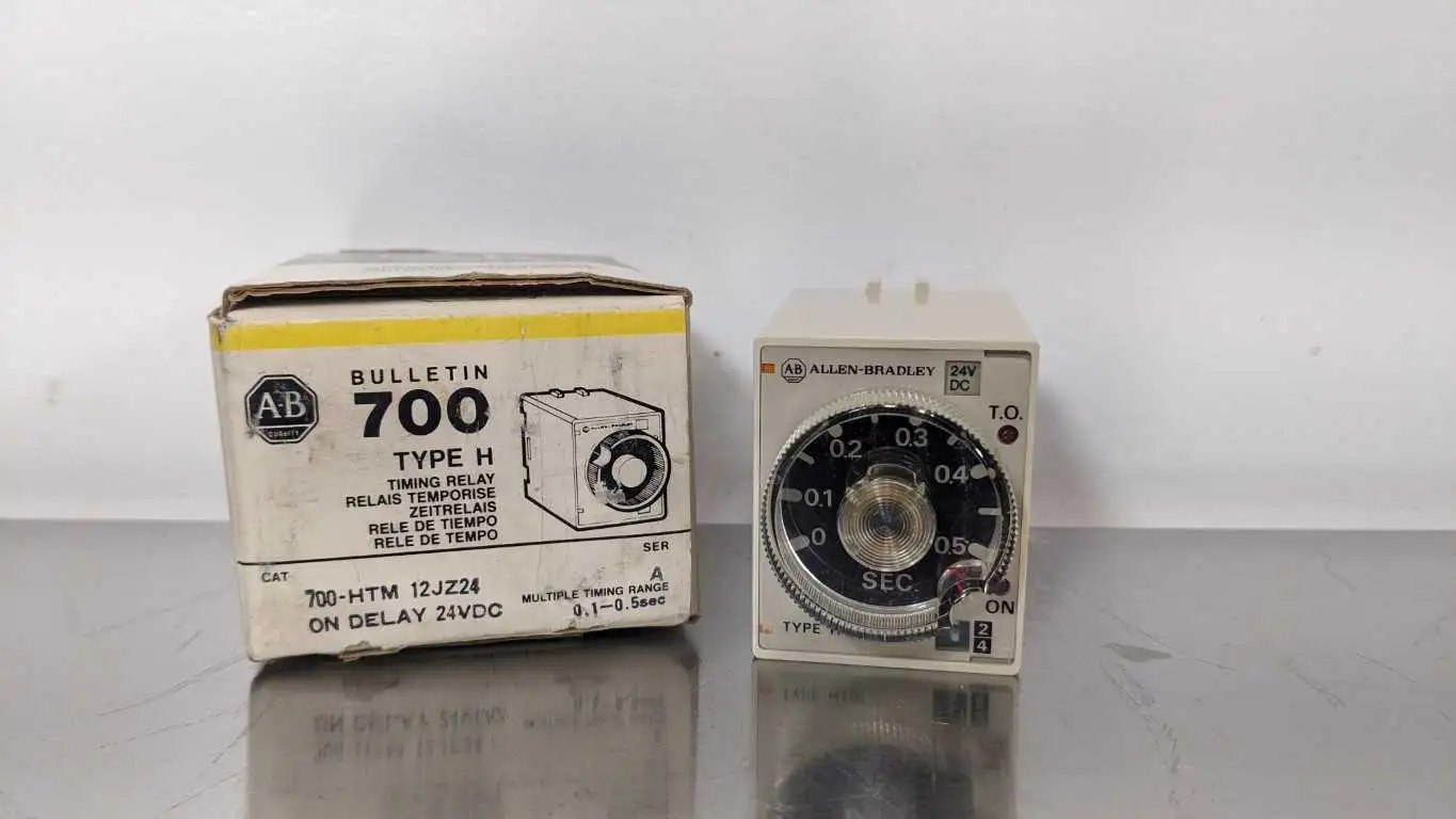 Allen-Bradley 700-HTM 12JZ24 Timing Relay Ser A 0.1-0.5 sec Multiple Timing Range