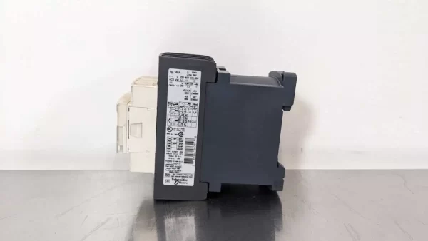 LC1D25BD, Square D, Contactor