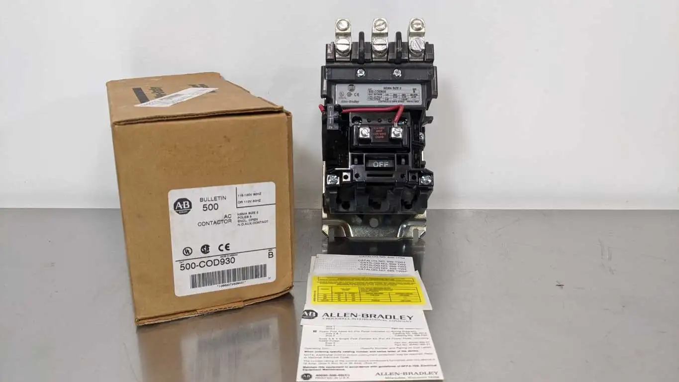 Allen-Bradley 500-COD930 AC Contactor NEMA 3 Poles N.O. Auxiliary Contact