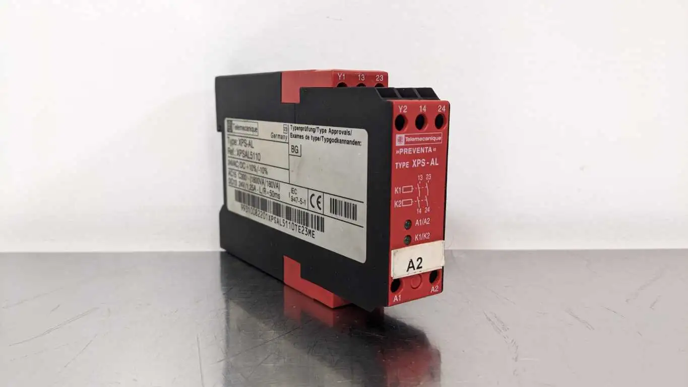 Telemecanique XPS-AL Safety Relay 50ms 24VAC/VDC XPSAL5110