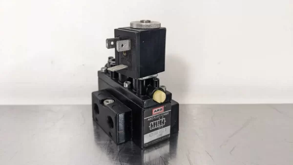 A211SS 012 D, ARO, Solenoid Air Control Valve