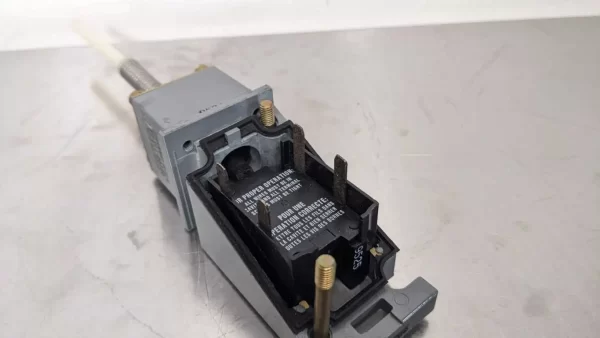 802T-WSP, Allen-Bradley, Oiltight Limit Switch