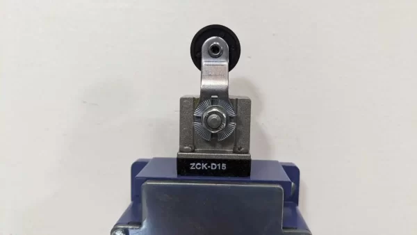 XCKML115, Telemecanique, Limit Switch