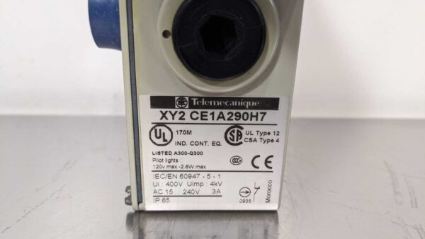 XY2 CE1A290H7, Telemecanique, Cable Controlled Emergency Stop 4825 6 Telemecanique XY2 CE1A290H7 1