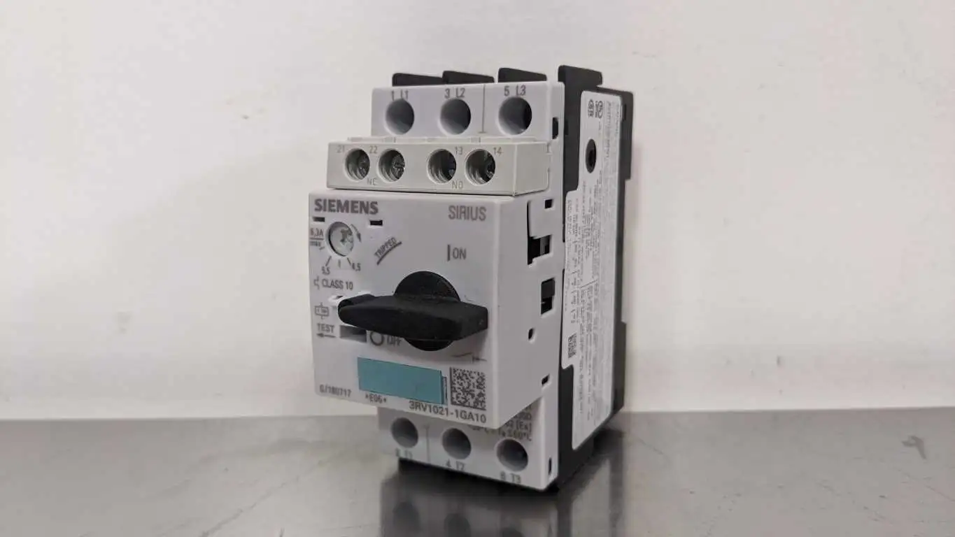 Siemens 3RV1021-1GA10 Circuit Breaker for Motor Protection 4.5-6.3A S0 Class 10