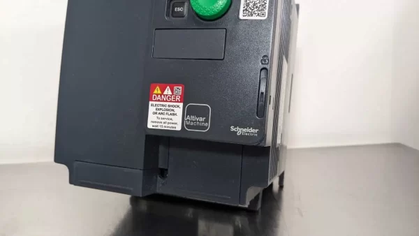 ATV320U30M3C, Schneider Electric, AC Speed Dirve