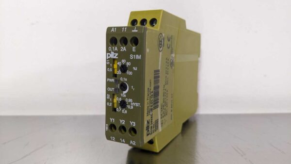 828020, Pilz, Voltage Monitoring Relay 4901 3 Pilz 828020 1