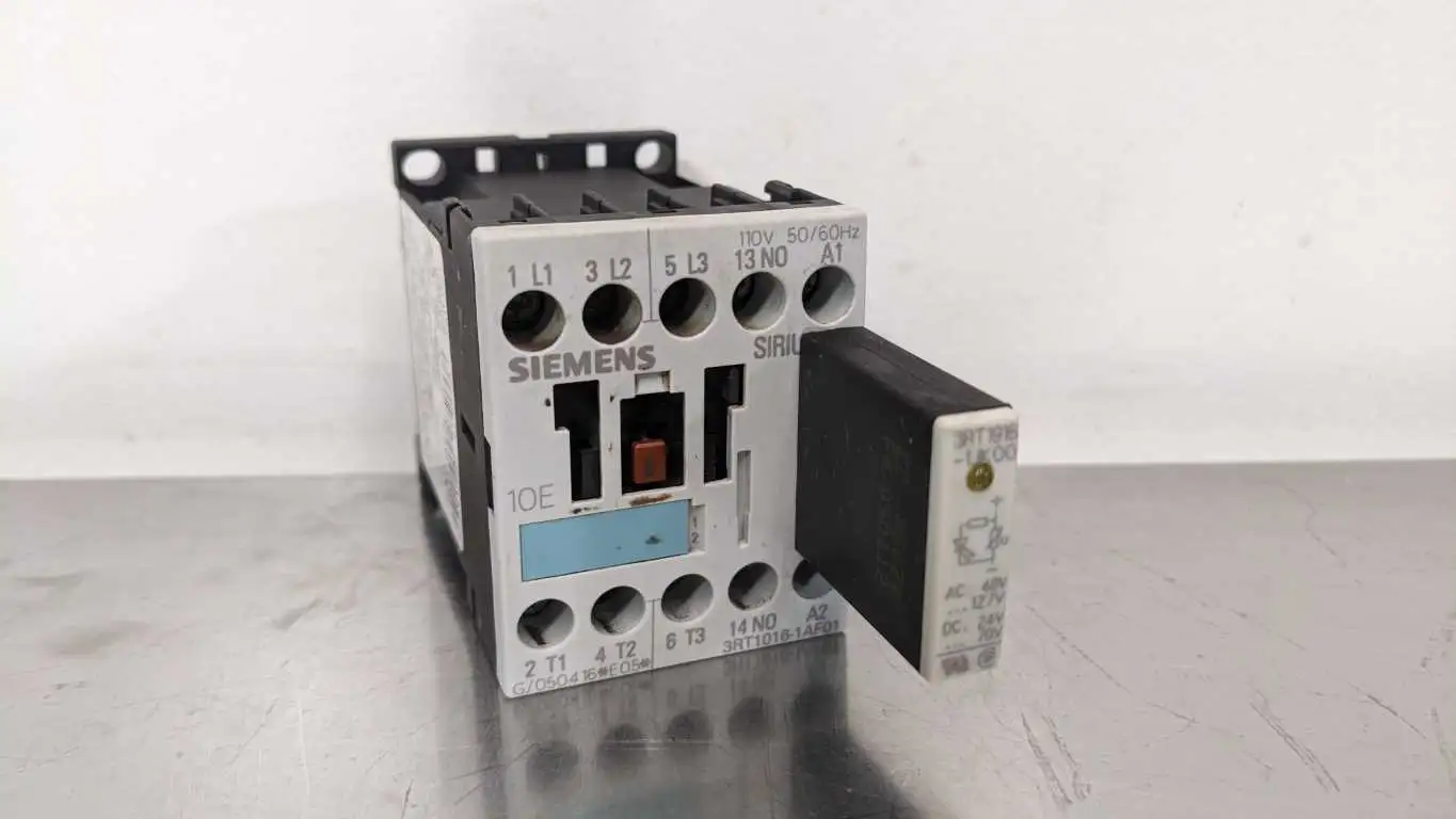 Siemens 3RT1016-1AF01 Contactor 9A 115/230/460/575 3 Pole with 3RT1916-1JK00