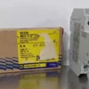 Square D 60109 Miniature Circuit Breaker 8A 240 VAC 60VDC Merlin Gerin