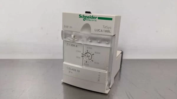 LUCA18BL, Schneider Electric, Standard Control Unit