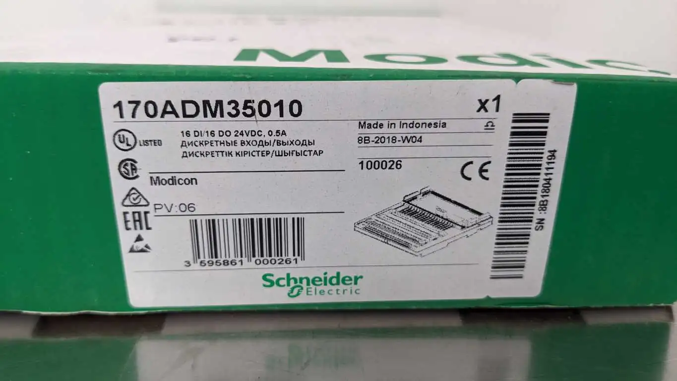 Schneider Electric 170ADM35010 Discrete I/O Module 16 I/O Solid State Modicon Momentum