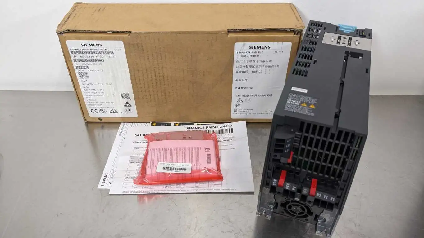 Siemens 6SL3210-1PE21-1UL0 SINAMICS Power Module 5HP PM240-2 IEC 4.0kW