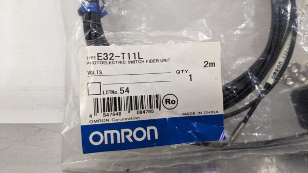 E32-T11L, Omron, Photoelectric Switch Fiber Unit 5040 3 Omron E32 T11L 1