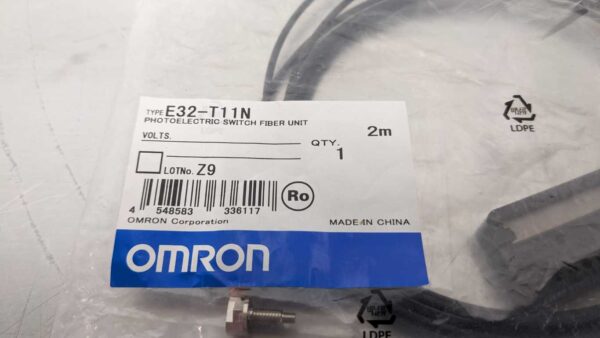 E32-T11N, Omron, Photoelectric Switch Fiber Unit 5044 4 Omron E32 T11N 1