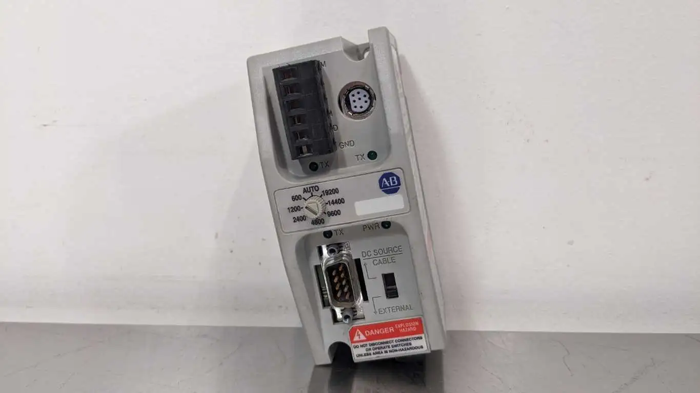 Allen-Bradley 1761-NET-AIC Advanced Interface Converter Ser B 24VDC