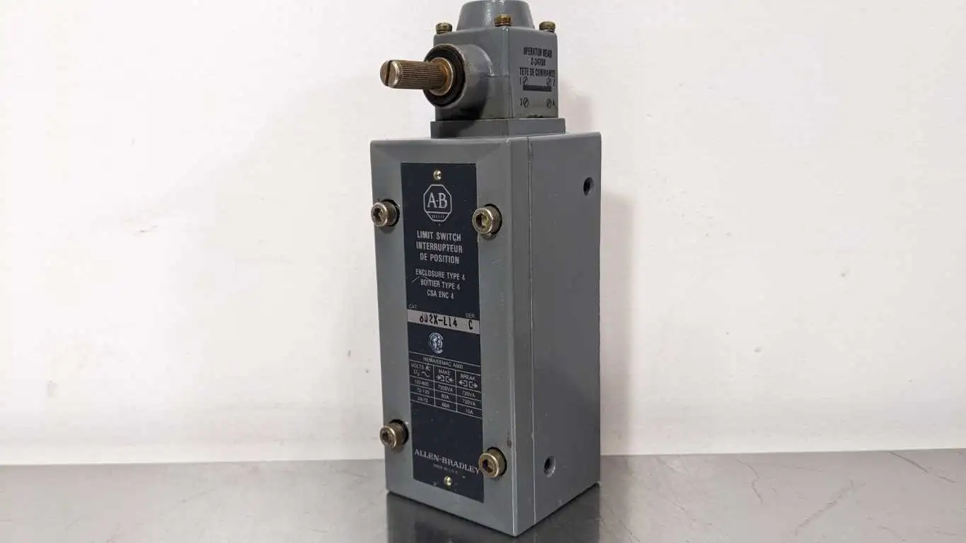 Allen-Bradley 802X-L14 Limit Switch Ser C Watertight Z-24758 Operator Head