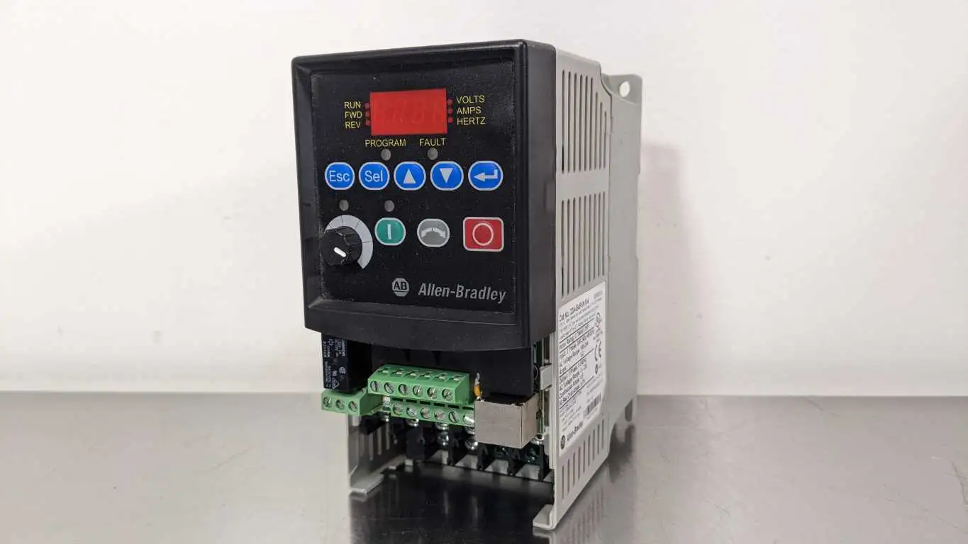 Allen-Bradley 22A-B4P5N104 AC Drive 0-240Hz Ser A 0.75kW