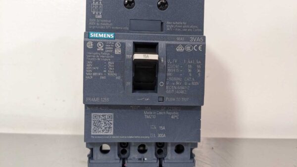 3VA5195-4ED31-0AA0, Siemens, Molded Case Circuit Breaker 5083 4 Siemens 3VA5195 4ED31 0AA0 1