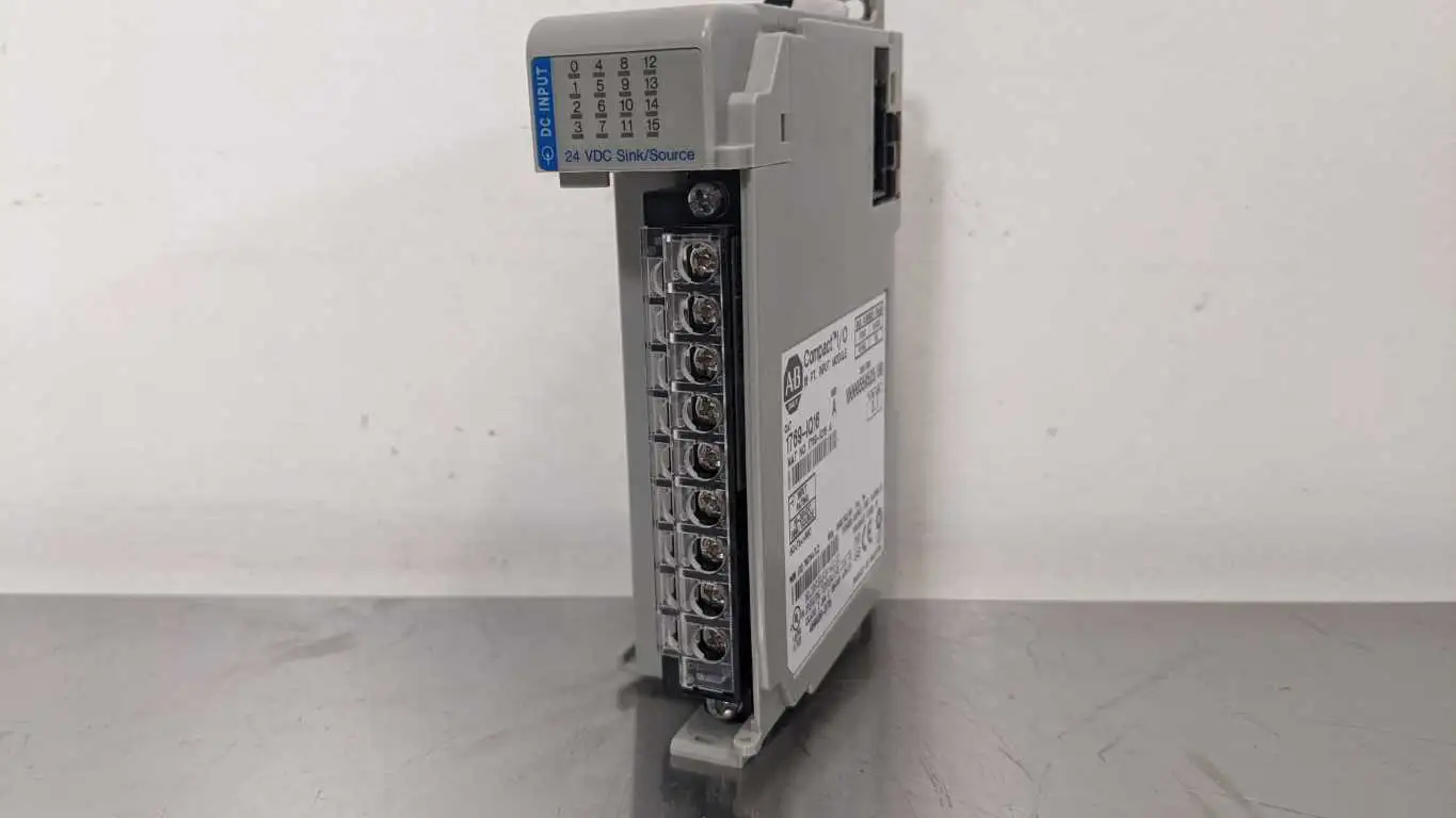 Allen-Bradley 1762-IQ16 Input Module Ser A Rev 3.1 16 Point 24VDC Source Input