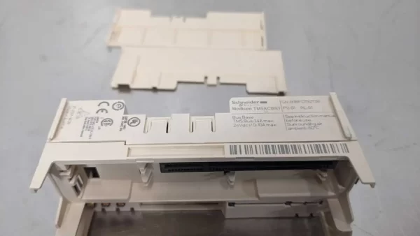 TM5ACBN1, Schneider Electric, FieldBus Interface Bus Base