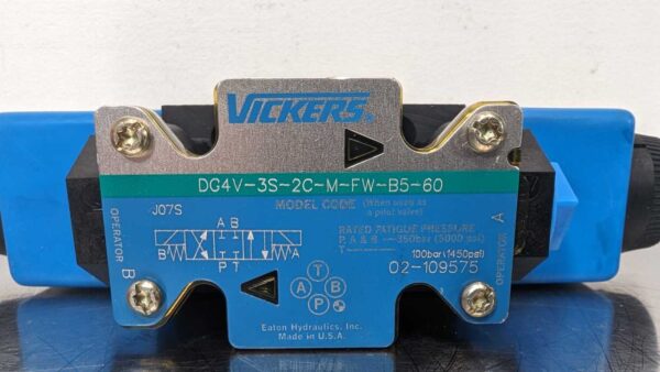 DG4V-3S-2C-M-FW-B5-60, Vickers, Hydraulic Directional Control Valve