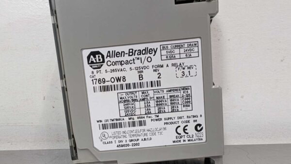 1769-OW8, Allen-Bradley, Output Module 5221 4 Allen Bradley 1769 OW8 1