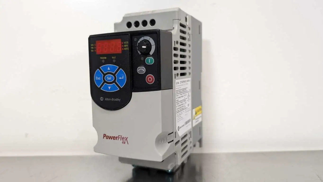 Allen-Bradley 22F-B2P5N103 AC Drive Ser A 0.5HP 0-400Hz PowerFlex 4M