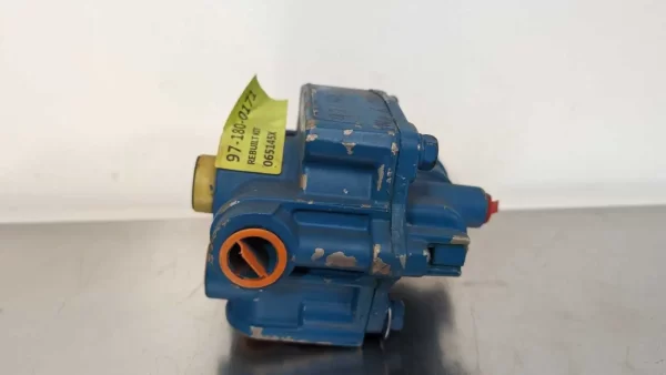 065145X, Bendix, Air Brake Pressure Proportioning Relay Valve