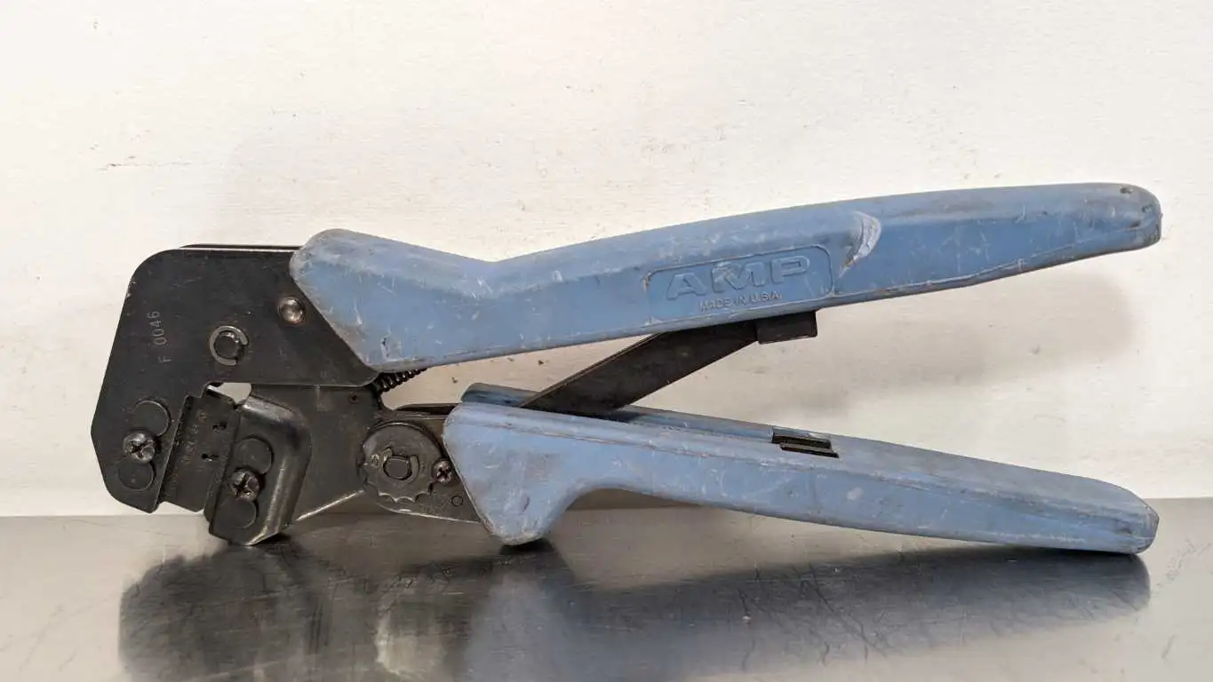 AMP 58448-2 Hand Crimp Tool F 0046 Blue Made in USA