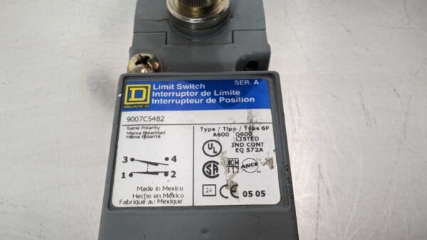 9007C54B2, Square D, 10° Operating Head Limit Switch
