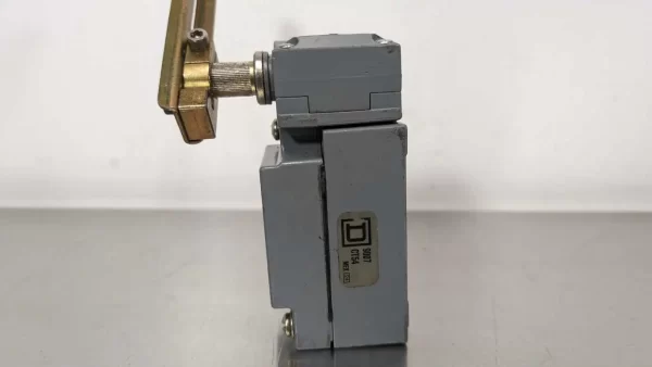 9007C54B2, Square D, 10° Operating Head Limit Switch