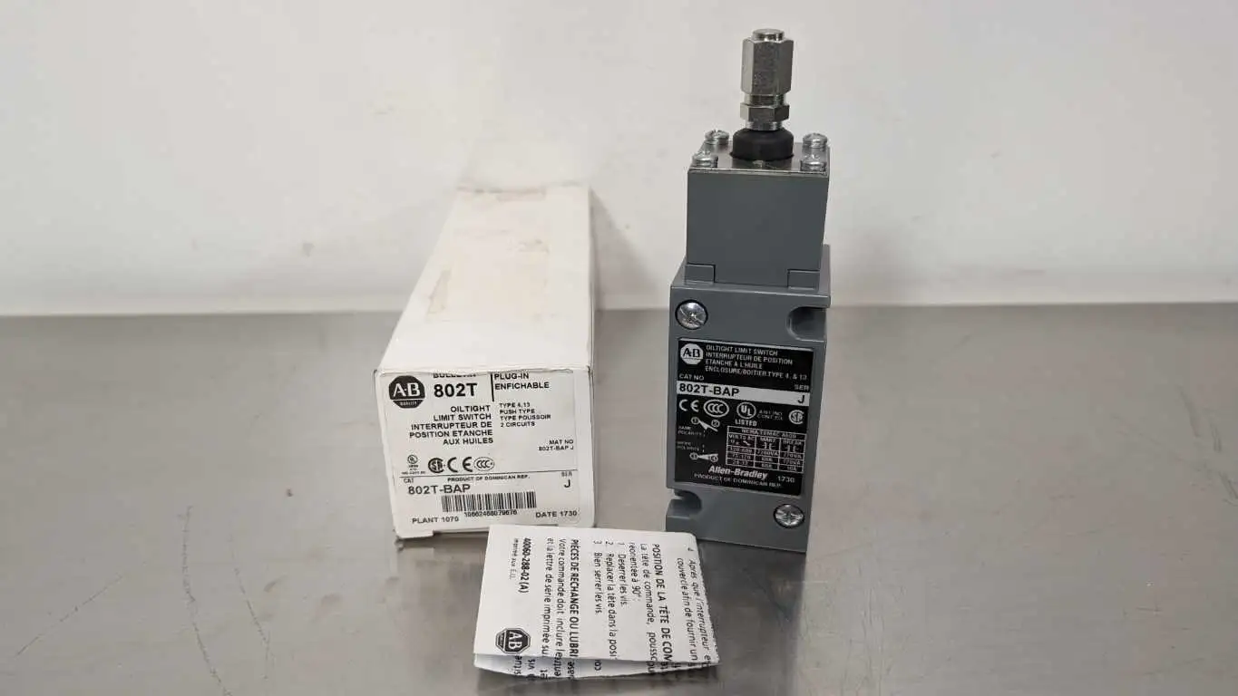 Allen-Bradley 802T-BAP Oiltight Limit Switch Ser J 2 Circuits Plug-In Push Type